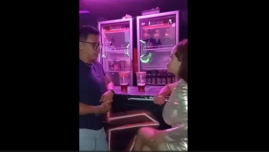 Things That Will Never Happen To You In A Bar